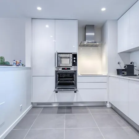 شقة Luxury 2 Bedroom Apartments In Albur Village Lote A *