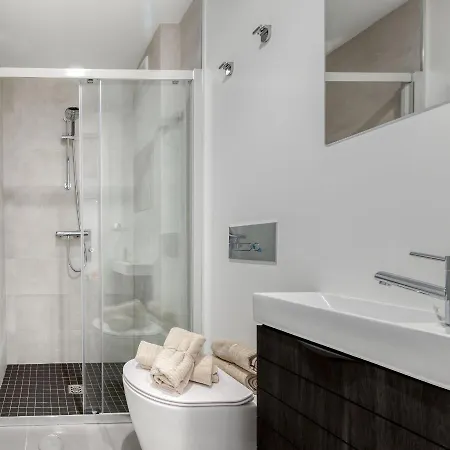 Luxury 2 Bedroom Apartments In Albur Village Lote A