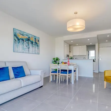 Luxury 2 Bedroom Apartments In Albur Village Lote A شقة ألفور