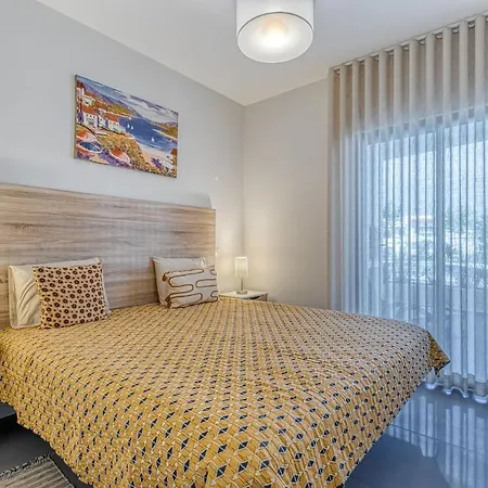 Luxury 2 Bedroom Apartments In Albur Village Lote A アルヴォル
