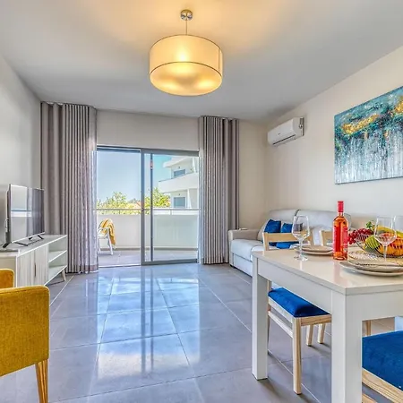 Apartment Lovely 2 Bedroom In Albur Village Lote A With Pool View Alvor