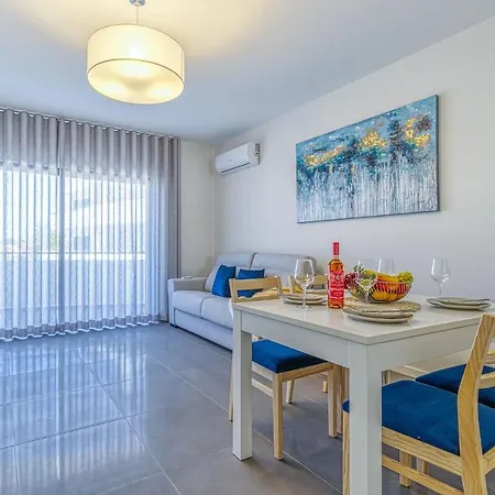 Apartment Lovely 2 Bedroom In Albur Village Lote A With Pool View Alvor
